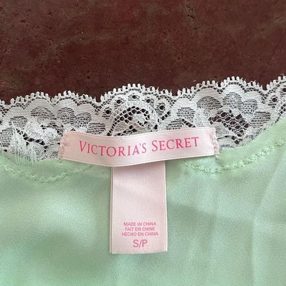 Vintage Victoria’s Secret Satin Slip Dress w Lace Detailing, Small, Pastel Green - Picture 4 of 7
